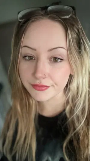 Keni7897, 23 years old from United Kingdom