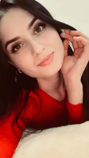 Sophia0124, 23 years old from United Kingdom