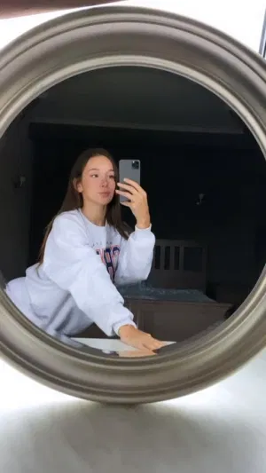 Elliex432x's Profile Photo