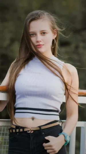 Kyra552, 25 years old from Canada