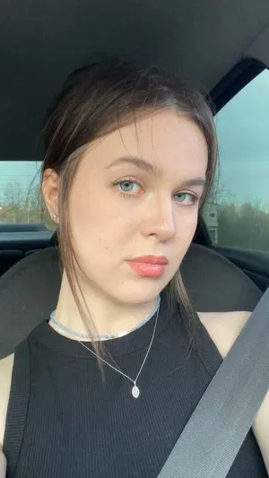 qwert34, 22 years old from United States