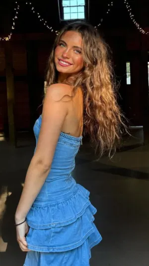 Lucy325, 23 years old from Ireland