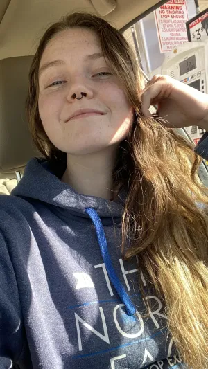 Sarag6cbu, 20 years old from United States