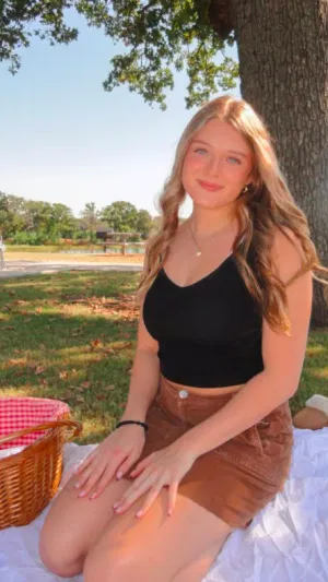 Theodora345's Profile Photo