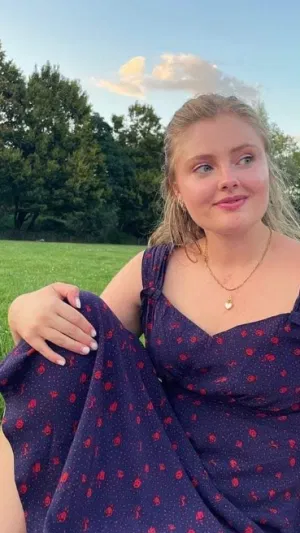 Nyomi3453, 25 years old from United States