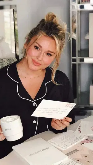 Anna658, 24 years old from Ireland