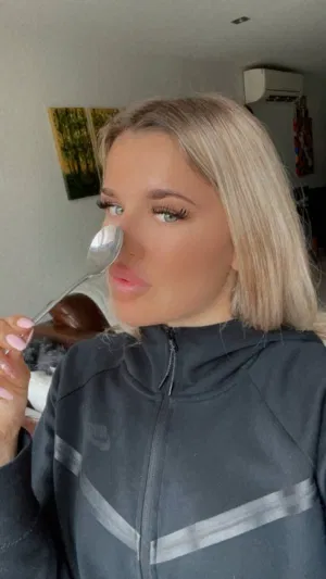 Sexygirl68, 20 years old from United Kingdom