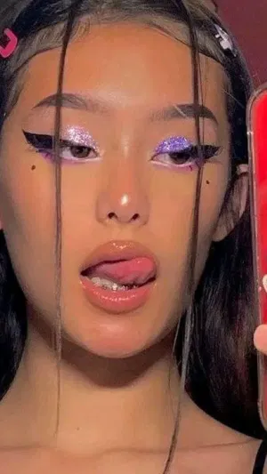 Julia753, 22 years old from United Kingdom