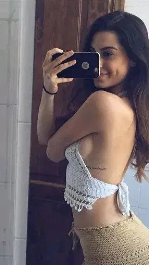 Melissa453, 23 years old from United Kingdom