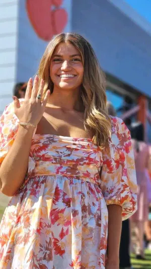 Mildred853, 23 years old from United Kingdom