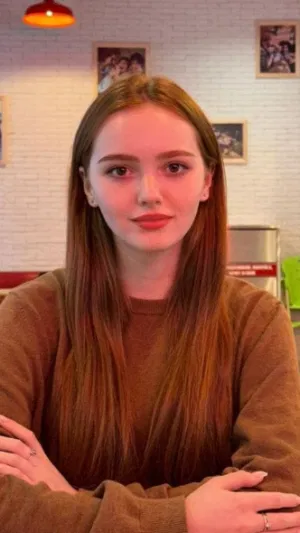 Sophia0014, 23 years old from Ireland