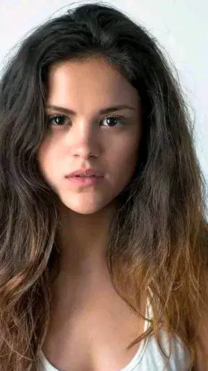 Esther753, 23 years old from France