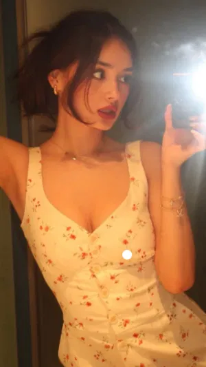 Clara782, 23 years old from Ireland