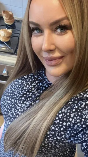 Maureen742, 23 years old from United States