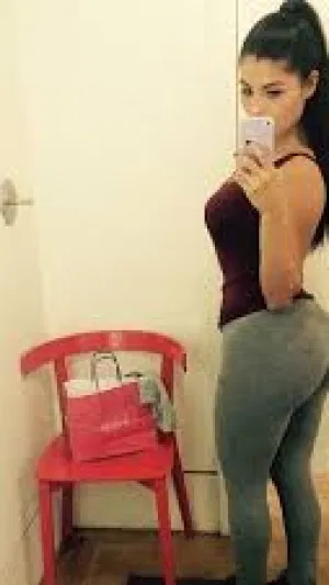 Lena07, 25 years old from United States