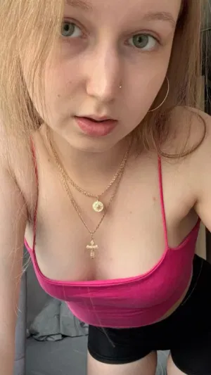 Priscilla756, 23 years old from Canada