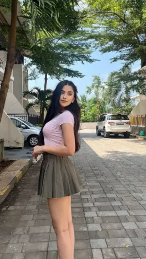 Ximena112, 23 years old from Canada