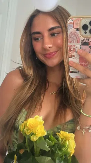 Laurie4589, 23 years old from Canada