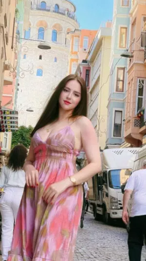 Elyse0012, 23 years old from United States