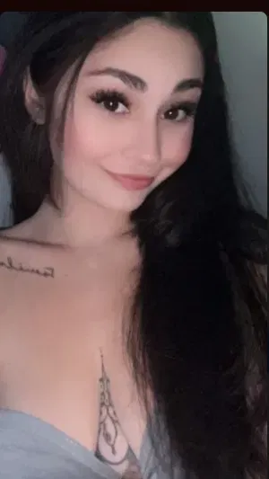 lkjhg, 22 years old from United Kingdom