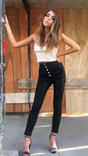 Zainab243, 25 years old from France