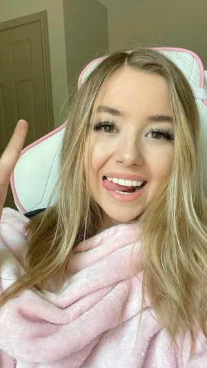 Nadiya_521, 19 years old from United Kingdom