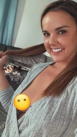 Maria19199, 28 years old from Canada