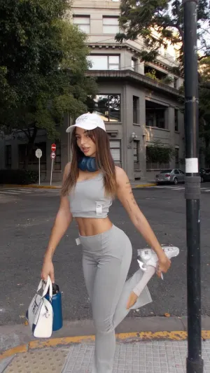 ayla11712675, 21 years old from United States