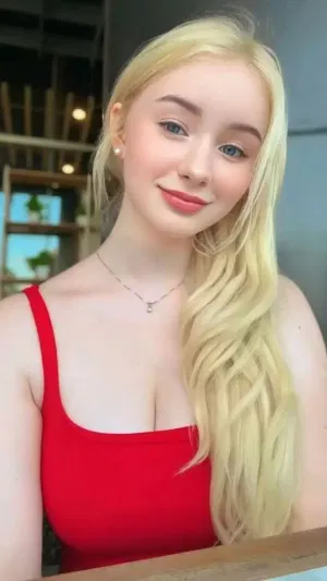 Linda785, 23 years old from United Kingdom