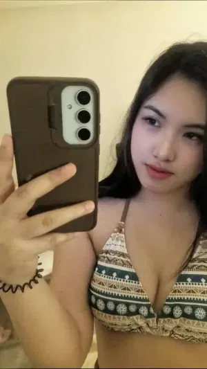 Cheryl459, 23 years old from Canada