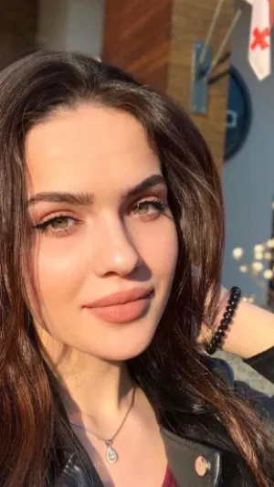 Maisie014, 22 years old from United Kingdom