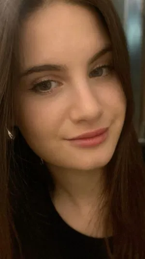 Nalani00014, 22 years old from United Kingdom