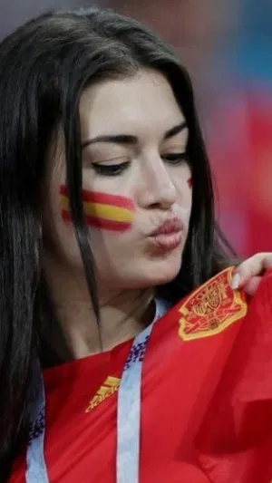 Navy111, 23 years old from Spain