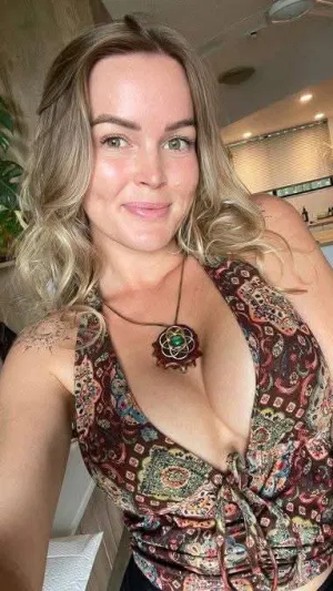 htgfrw33, 22 years old from United States