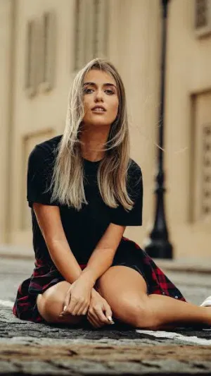 Carolyn658, 24 years old from Canada