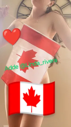 OliveaFoxx, 21 years old from Canada