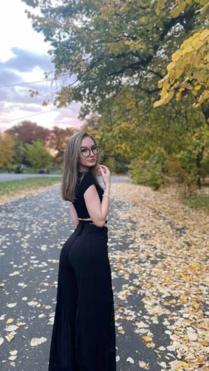 alinastar46, 25 years old from United Kingdom