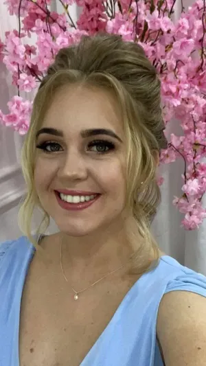 Mara002's Profile Photo