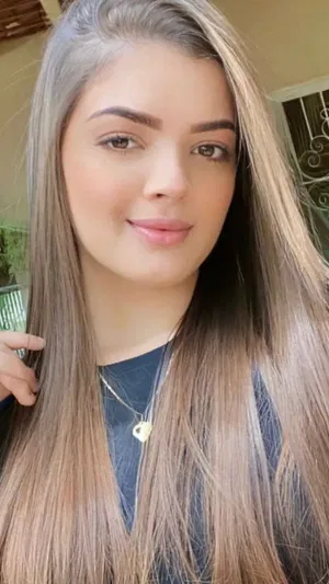 Paloma0147, 23 years old from France