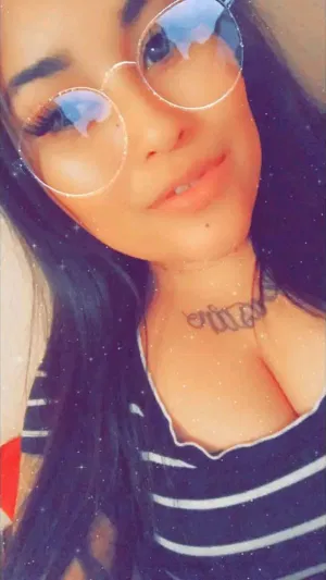 Thelma4569, 23 years old from United States