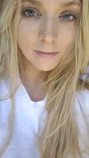 Darlene458, 23 years old from United Kingdom