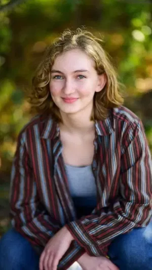 Maisie000, 23 years old from Canada