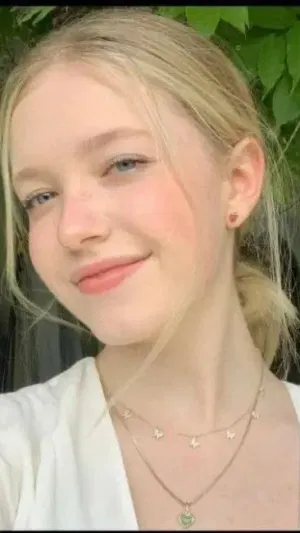 Matilda000, 23 years old from United Kingdom