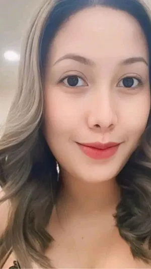 Nina754, 23 years old from United Kingdom