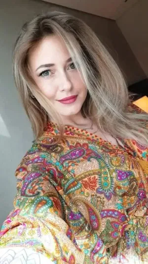Vicki548, 23 years old from Canada