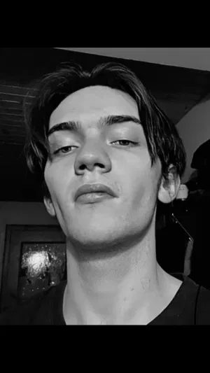 david2203, 18 years old from Austria