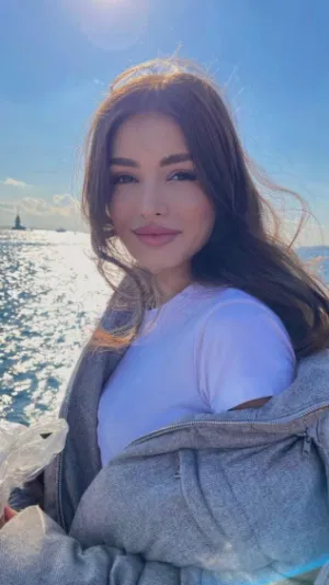 Hannah56, 23 years old from United Kingdom