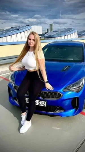 Dana458, 23 years old from France