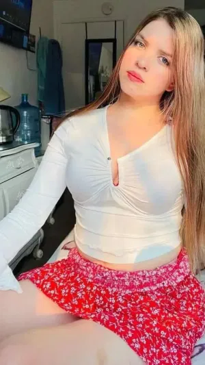 Cassandra457, 23 years old from United Kingdom