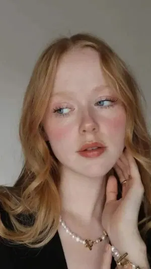Leah4537, 23 years old from United Kingdom